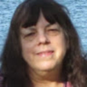 Meet your Posher, Lois